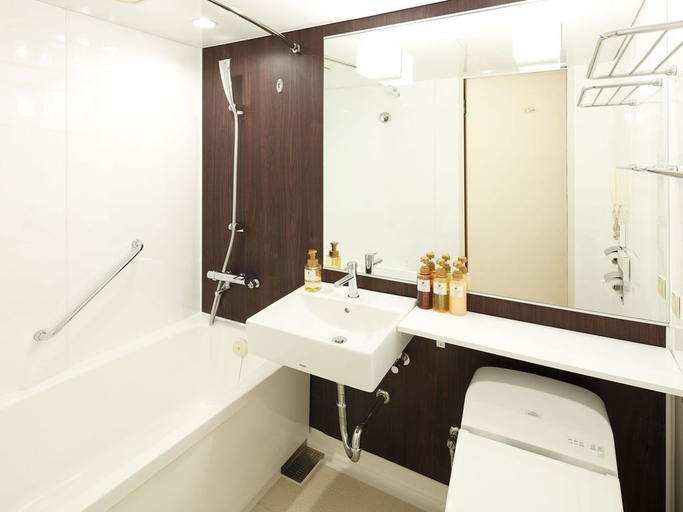 Bathroom 4, Hotel New Omi, Ōmihachiman