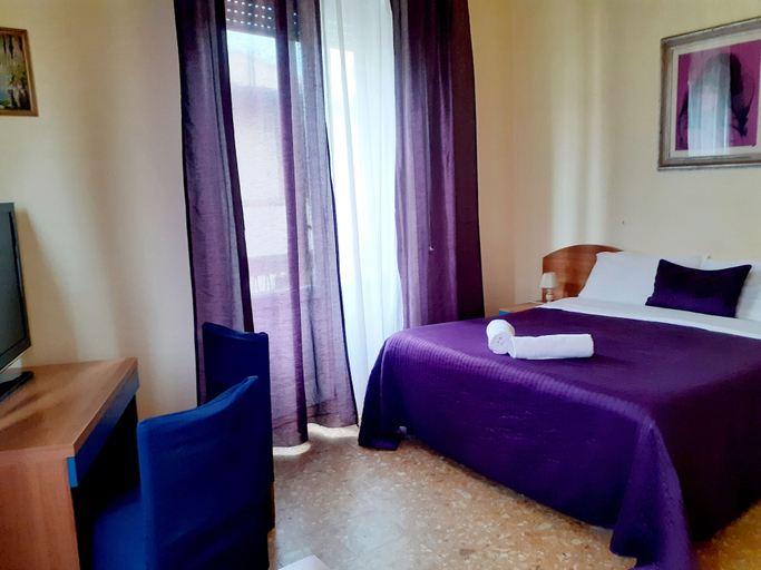 Bedroom 3, Novella Italy, Florence