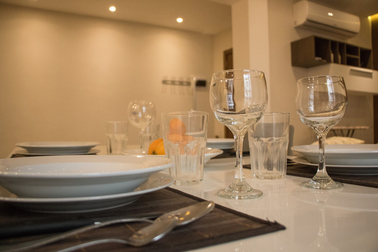 Food & Drinks 4, Luxury Msida Circle Suites