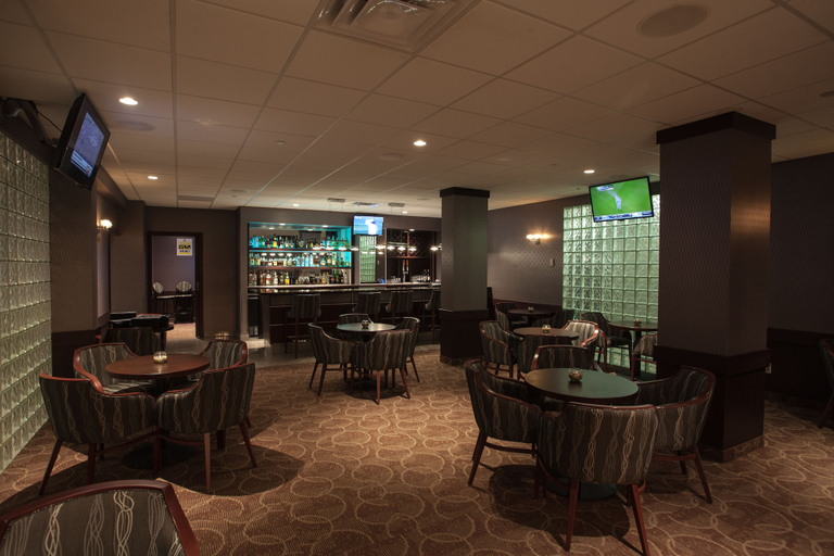 Food & Drinks 5, Park Town Hotel, Division No. 11