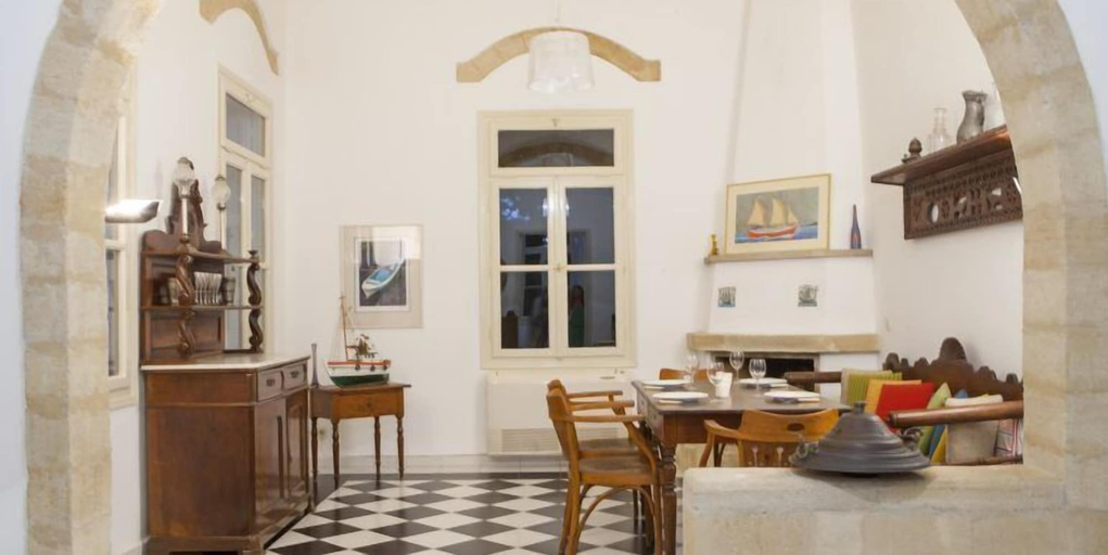Food & Drinks 5, Villa Pyrgo, South Aegean