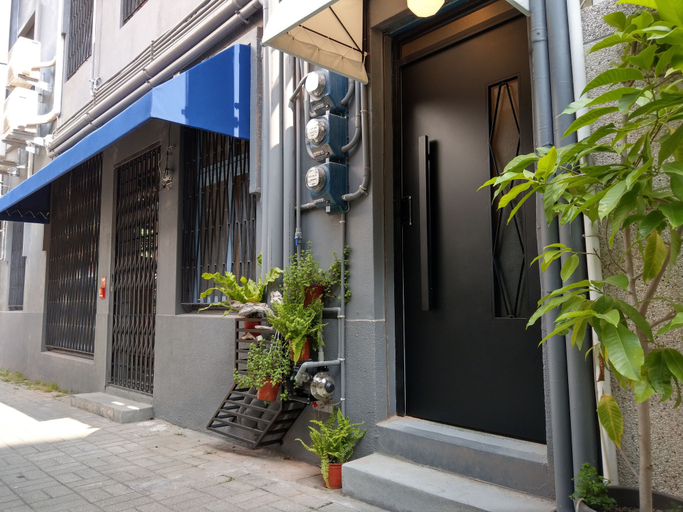 Exterior & Views 2, OYAJI Guesthouse, Tainan