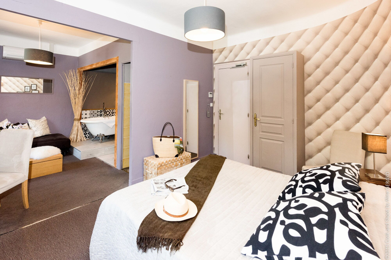 Bedroom 3, Logis Hotels la Magnanerie, Côté Bistro, Alpes-de-Haute-Provence