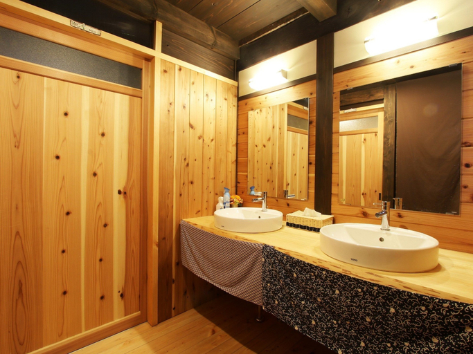 Bathroom 5, GUESTHOUSE YANAGIYA - Hostel, Ena