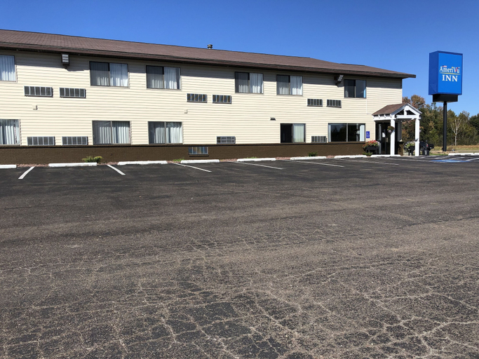Exterior & Views 2, AmeriVu Inn, Price