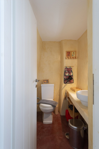 Bathroom 4, Traditional stonebuilt house, South Aegean