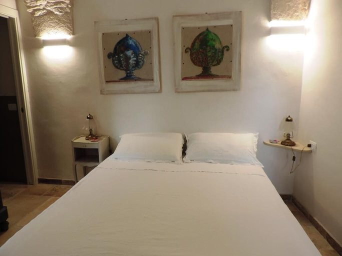 Bedroom 2, Casa Adele - Dimora del 1700 nel centro storico, Taranto