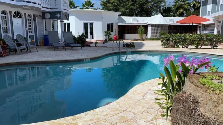 Sport & Beauty 4, Las Casitas de Village