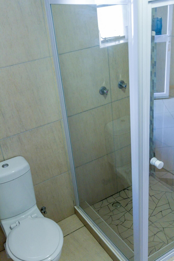 Bathroom 5, Village Boutique Hotel, Otjiwarongo