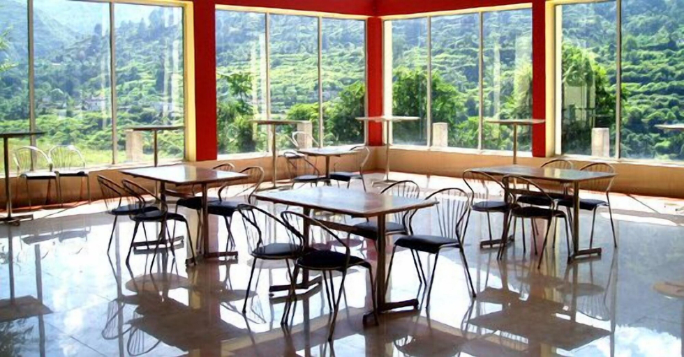Food & Drinks 5, Riverside Resort, Garhwal