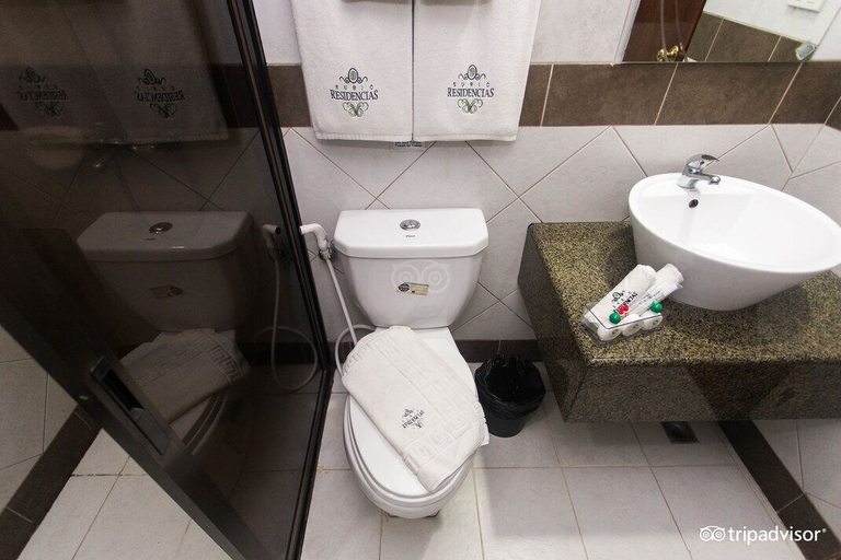 Bathroom 4, Subic Residencias, Olongapo City