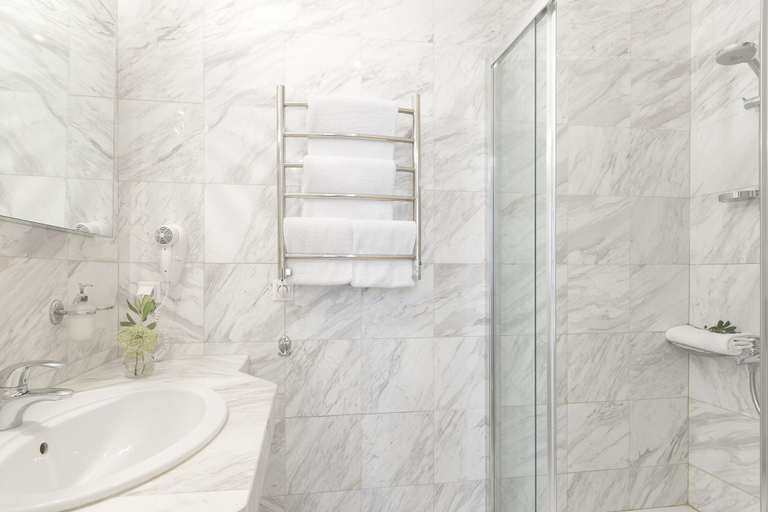 Bathroom 5, Gatto Perso Luxury Apartments, Central Macedonia