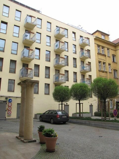 Exterior & Views 2, Aparthotel Austria Suites, Praha 6