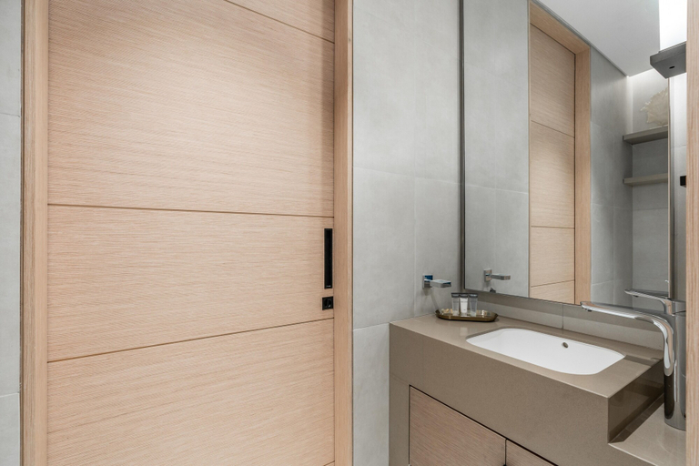Bathroom 5, Lux BnB I The Address JBR I Ocean View, Dubai