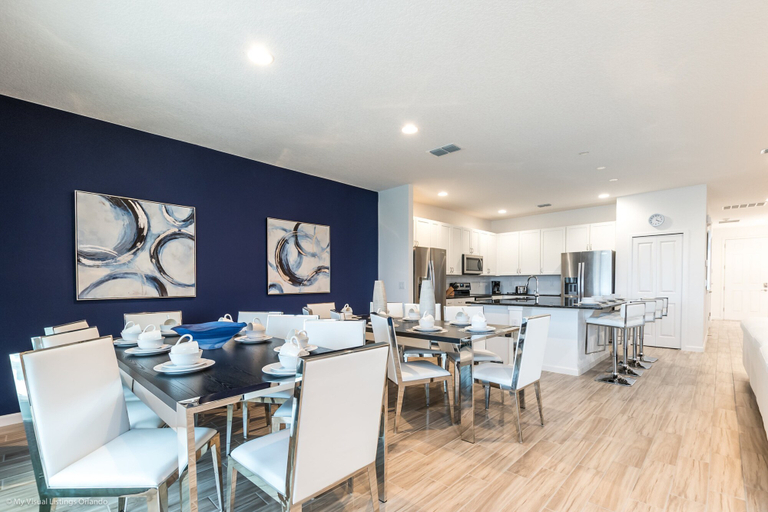 Food & Drinks, The Ultimate 10 Bedroom 8 Bathroom Sonoma Resort, Osceola