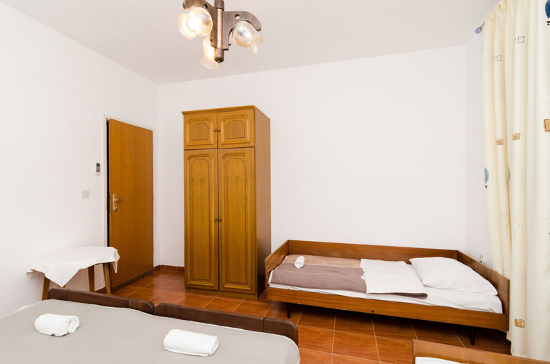 Bedroom 2, Guest House Kiko, Mljet