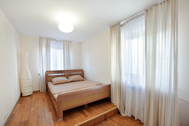 Bedroom, Apartment on Uborevicha 20, Vladivostok gorsovet