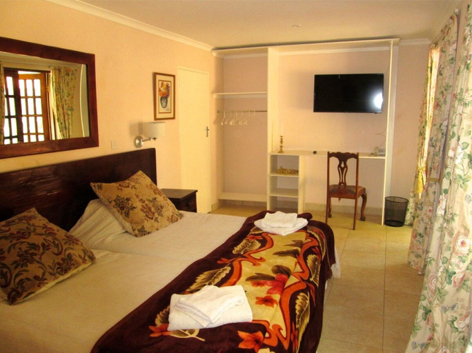 Bedroom 3, 12 Fleetwood Lodge, Harare