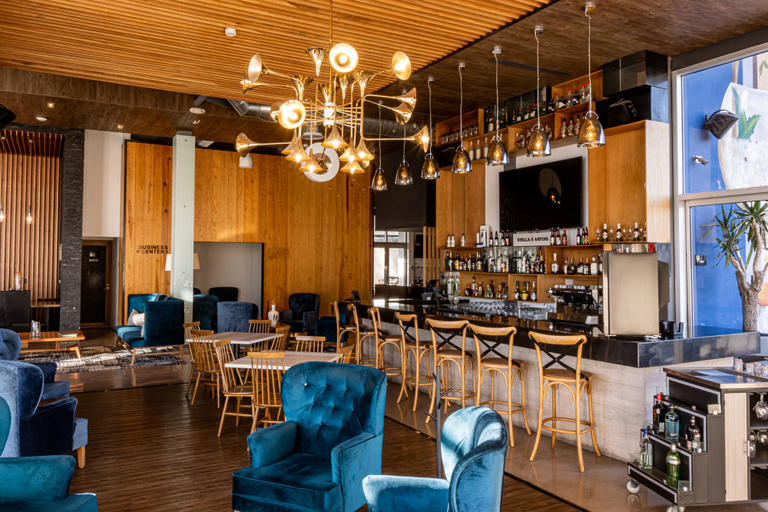 Food & Drinks 5, TRYP by Wyndham San Luis Potosi Hotel & Suites, San Luis Potosí