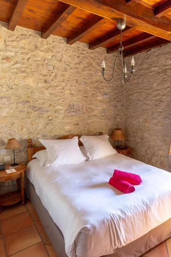 Bedroom 4, Les Dépendances de Chapeau Cornu, Isère