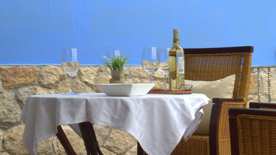 Others 5, Hotel Avelina, Asturias