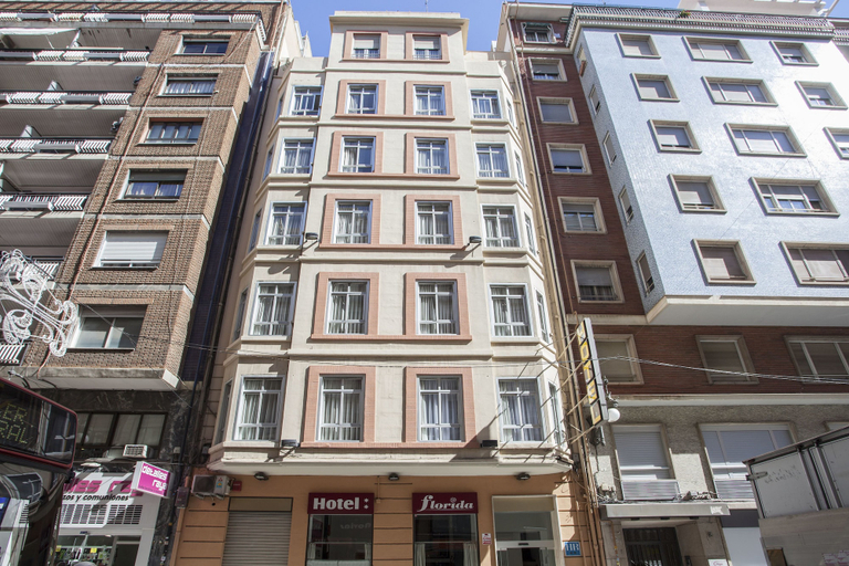 Exterior & Views 2, Hotel Valencia de la Música, Valencia