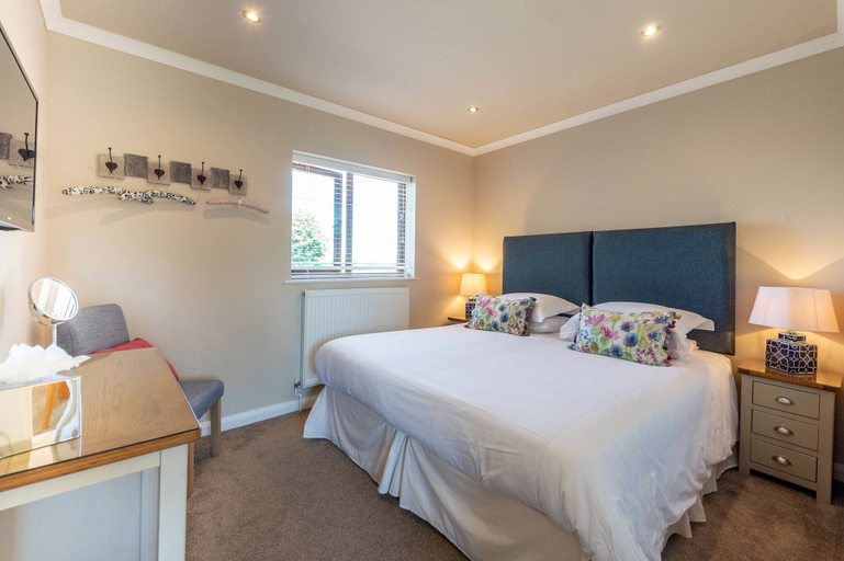Bedroom 2, The Dinney Bed and Breakfast, Shropshire