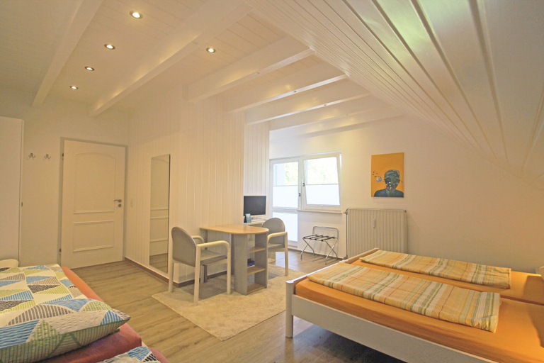 Bedroom 2, Gästehaus Alba, Ortenaukreis