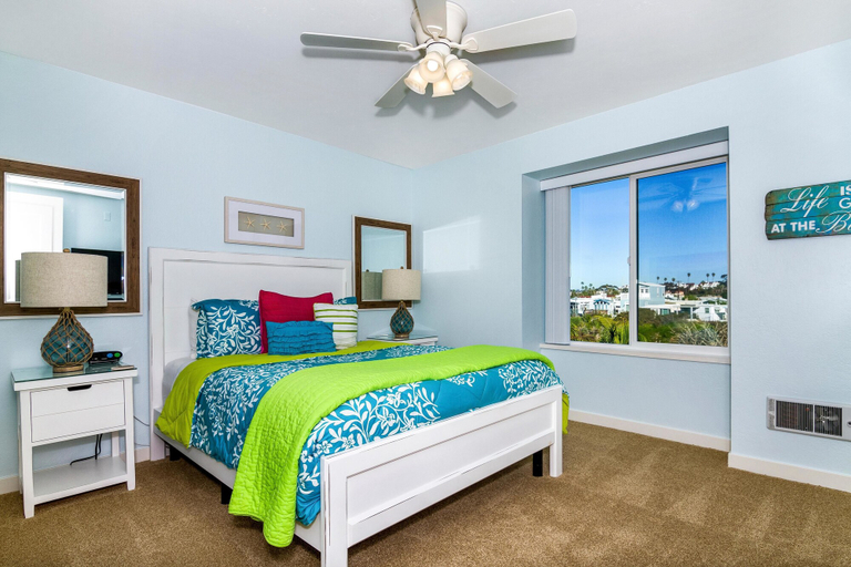 Bedroom 3, Sea Breeze Penthouse, San Diego