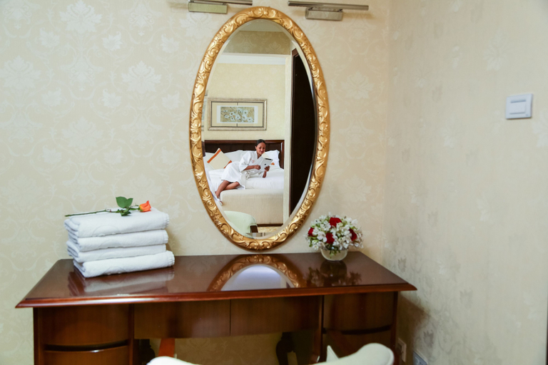 Bathroom 5, Capital Hotel & Spa, Addis Abeba