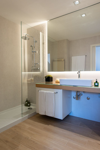 Bathroom 3, Augusta Residence Apartments, Lisbon