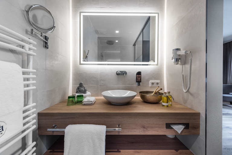 Bathroom 4, Hotel dasMEI, Innsbruck Land