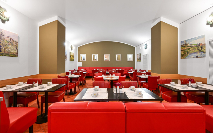 Food & Drinks 5, Hotel Mala Strana, Praha 1