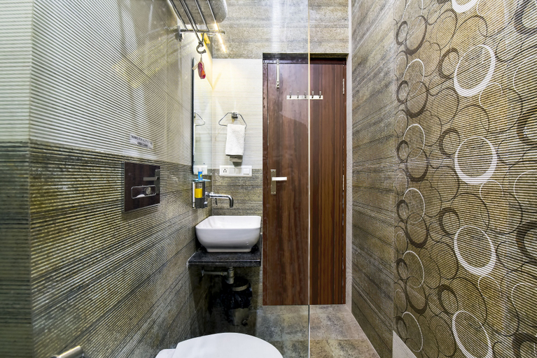 Bathroom 4, Fabhotel The Castle Homestay, Jaipur