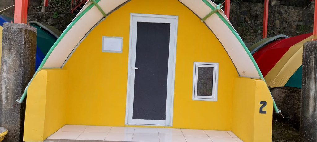 Exterior & Views 4