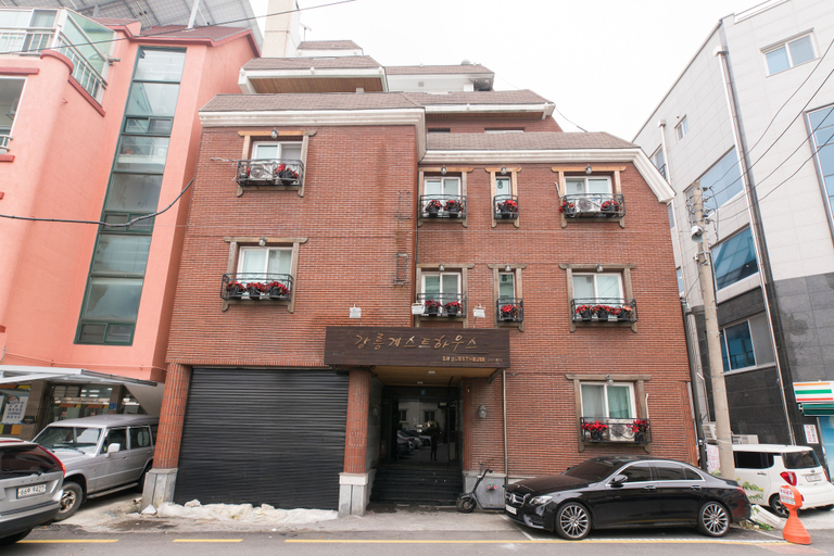 Exterior & Views 2, GN Guesthouse Jungang - Hostel, Gangneung