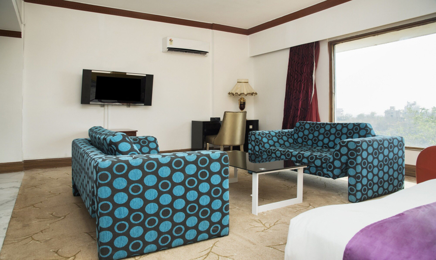 Others 5, Treebo Tryst Royal Palm, Mumbai Suburban