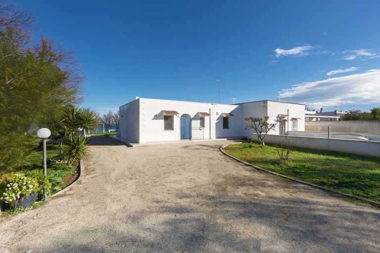 Exterior & Views 2, Villa Hoara, Brindisi