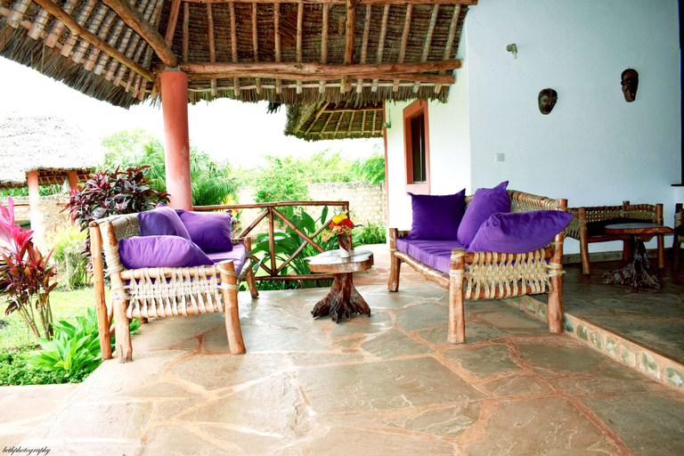 Others 5, Fabio House, Msambweni