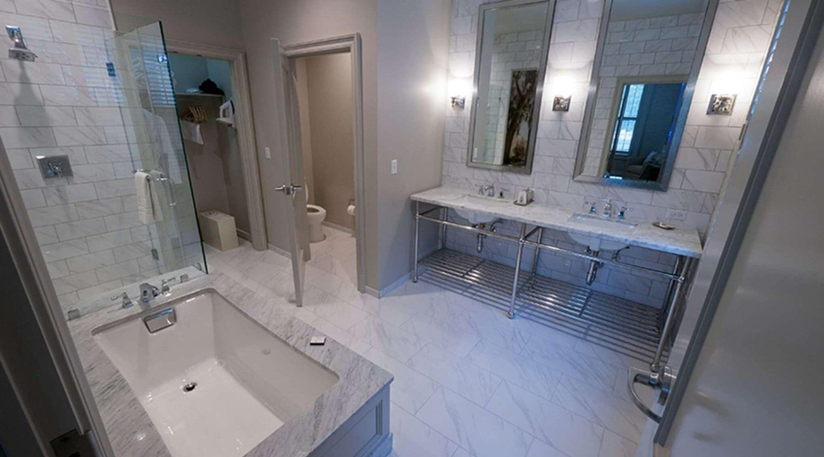 Bathroom 4, The Southern Hotel, Saint Tammany