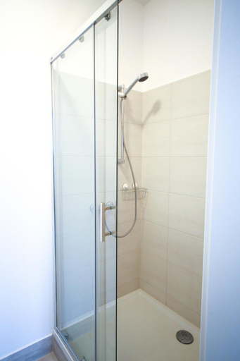 Bathroom 5, Sport Hostel, Warsaw