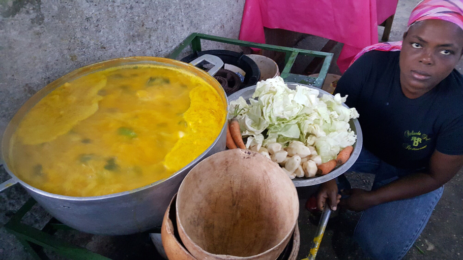 Food & Drinks 2, Rollanda Hotel, Port-au-Prince