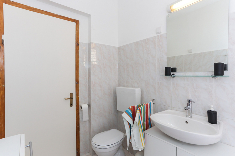 Bathroom 4, Apartments Sisic, Dubrovnik