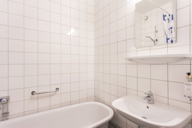 Bathroom 4, Skärgårdshotellet, Nynäshamn