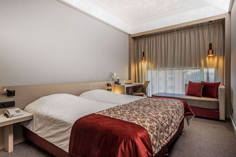 Bedroom 2, Airotel Stratos Vassilikos Hotel, Attica