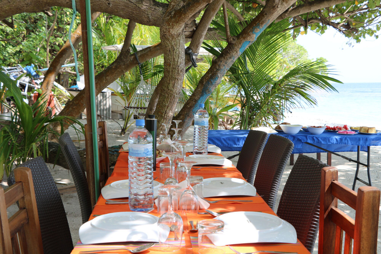Food & Drinks 4, Ocean Beach Inn - Maldives