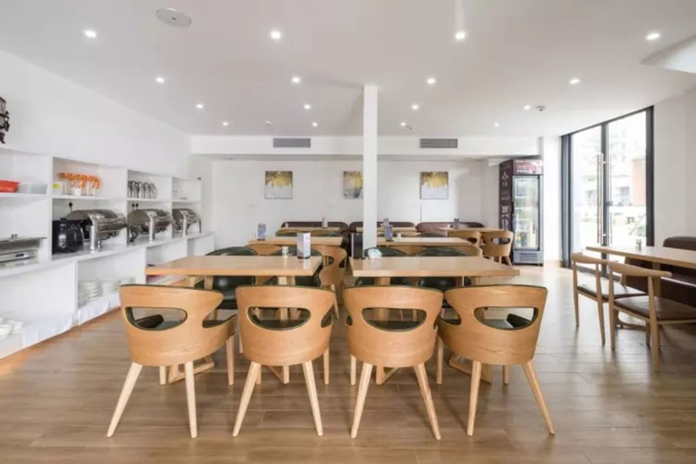 Food & Drinks, Poltton International Apartment Jinding, Shanwei