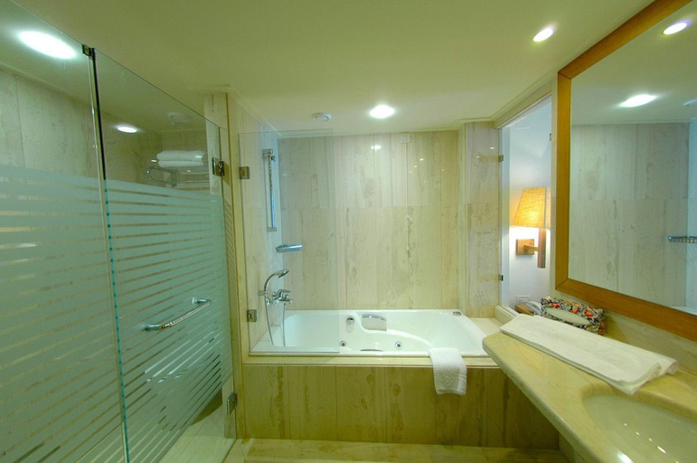 Bathroom 5, Ionian Blue Bungalows And Spa Resort, Ionian Islands
