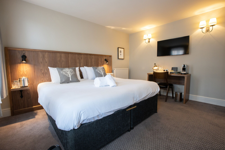 Bedroom 2, The Cross Keys, Cheshire East