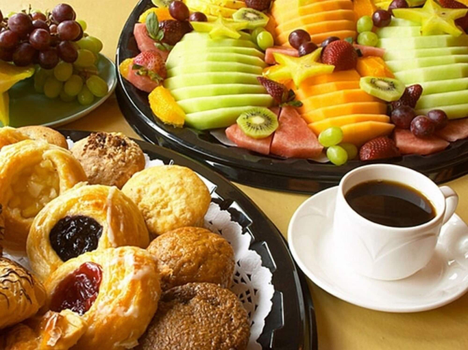 Food & Drinks 3, Holiday Inn Express & Suites Grande Prairie by IHG, Division No. 19